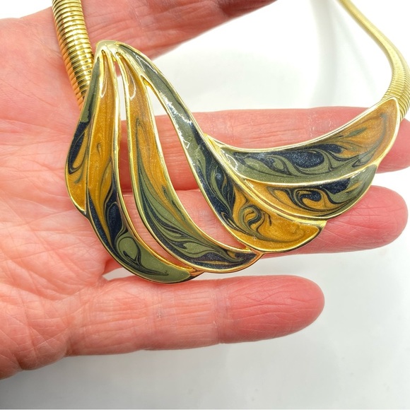 Enamled Gold Tone Chunky Statement Necklace - Picture 1 of 9